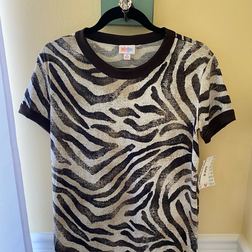 LuLaRoe Liv Tee Size Small. Brown, Cream